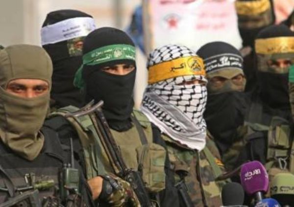 إيكونوميست: هل تحاول "إسرائيل" دق إسفين بين حركات المقاومة في غزة؟